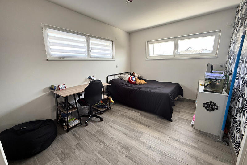 Maison - 145 m² - 5 pièces