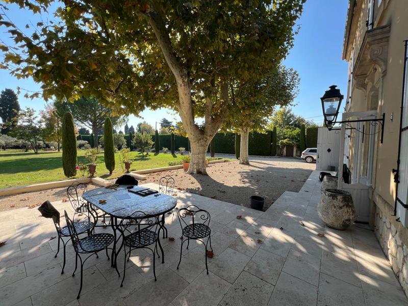 Mas - 262 m² - 8 pièces