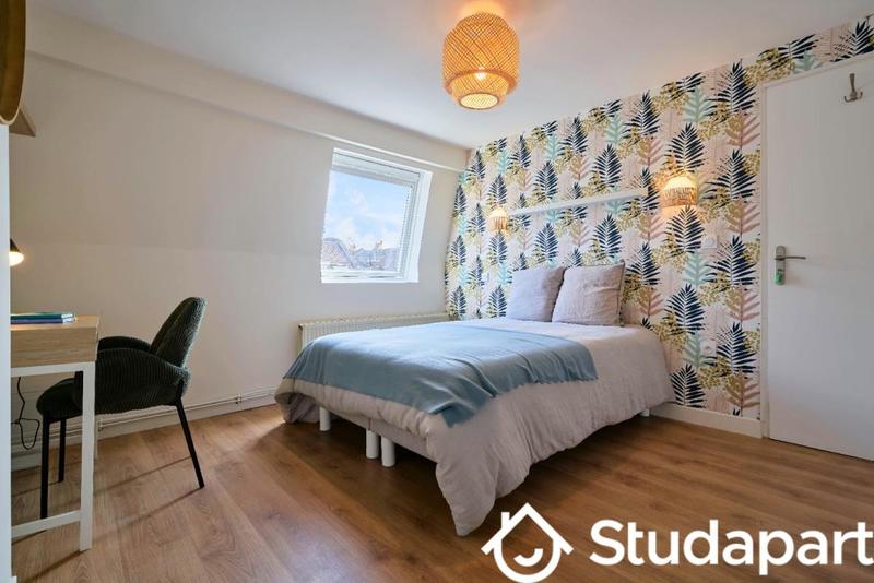 Chambre - 14 m² - 1 pièce