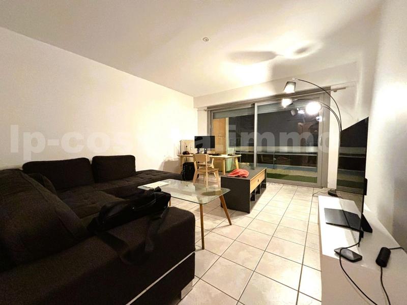 Appartement - 60 m² - 4 pièces