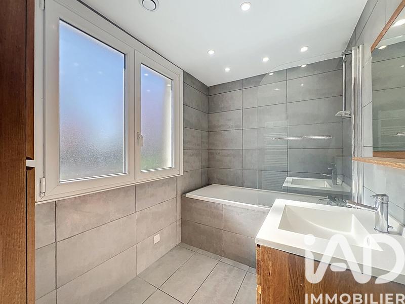 Maison - 112 m² - 6 pièces