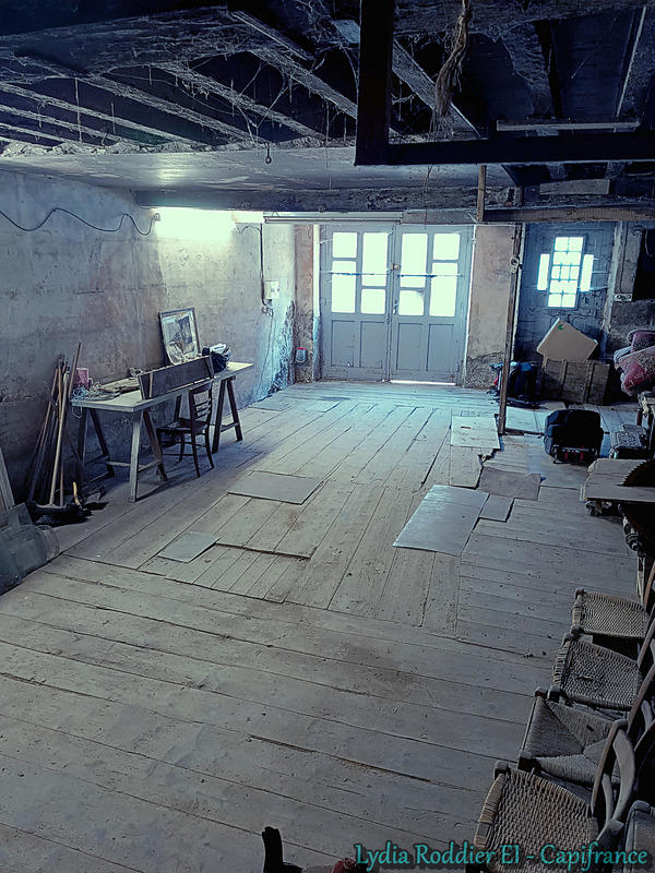 Maison traditionnelle - 240 m² - 7 pièces