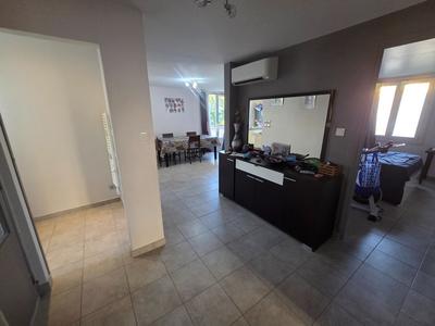 Maison - 83 m² - 5 pièces