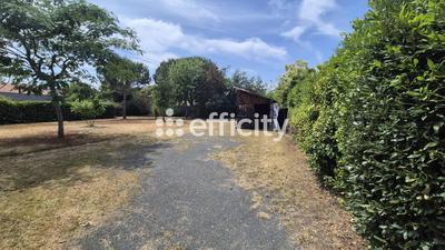 Terrain - 901 m²