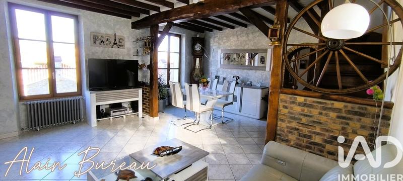Maison - 97 m² - 5 pièces