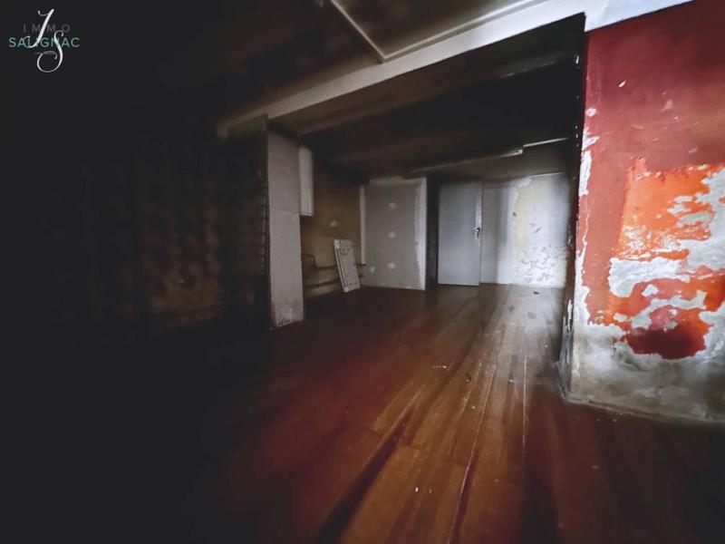 Bureau - 130 m² - 5 pièces