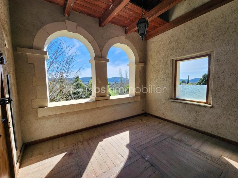 Mas - 180 m² - 5 pièces