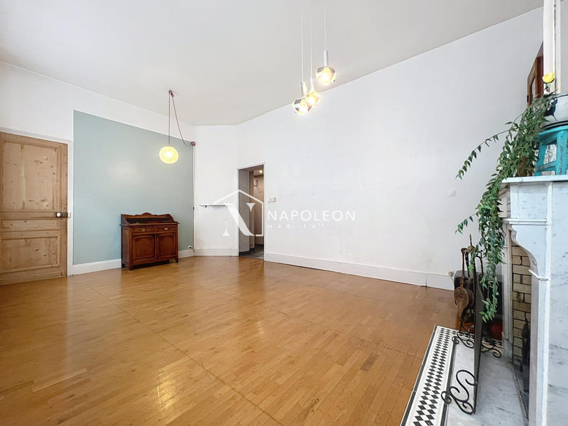 Appartement - 64 m² - 3 pièces