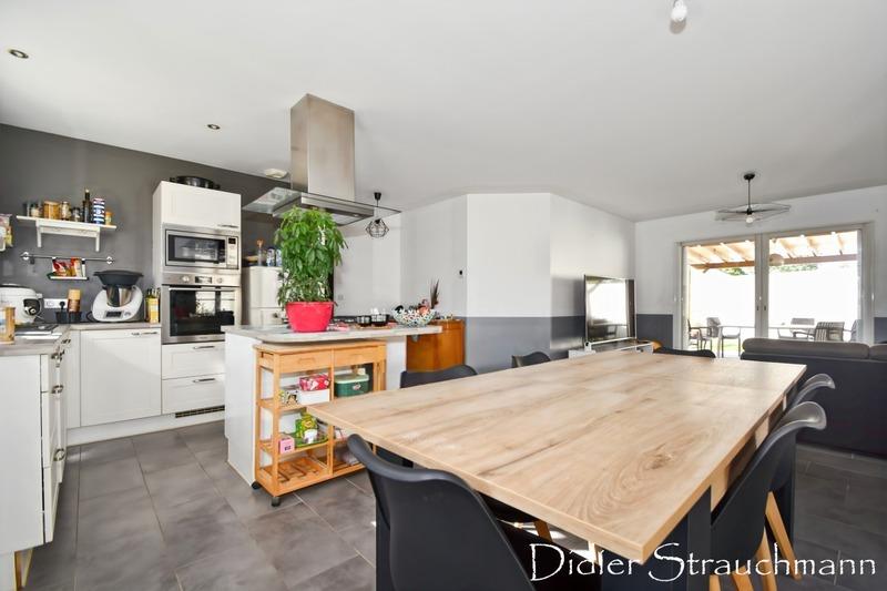 Maison - 85 m² - 4 pièces