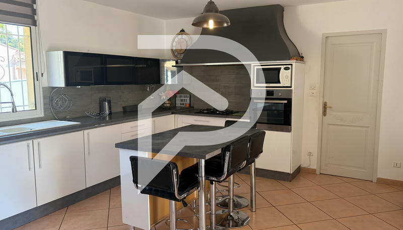 Maison - 120 m² - 5 pièces