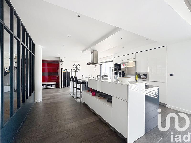 Maison - 272 m² - 8 pièces