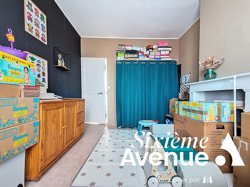 Maison - 99 m² - 4 pièces