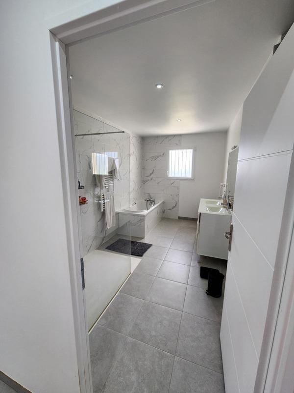 Maison - 112 m² - 5 pièces