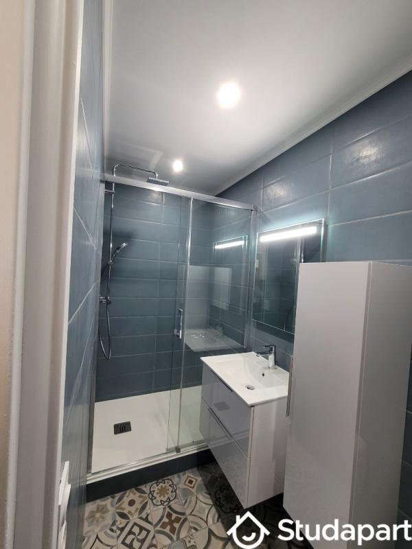 Chambre - 96 m² - 1 pièce