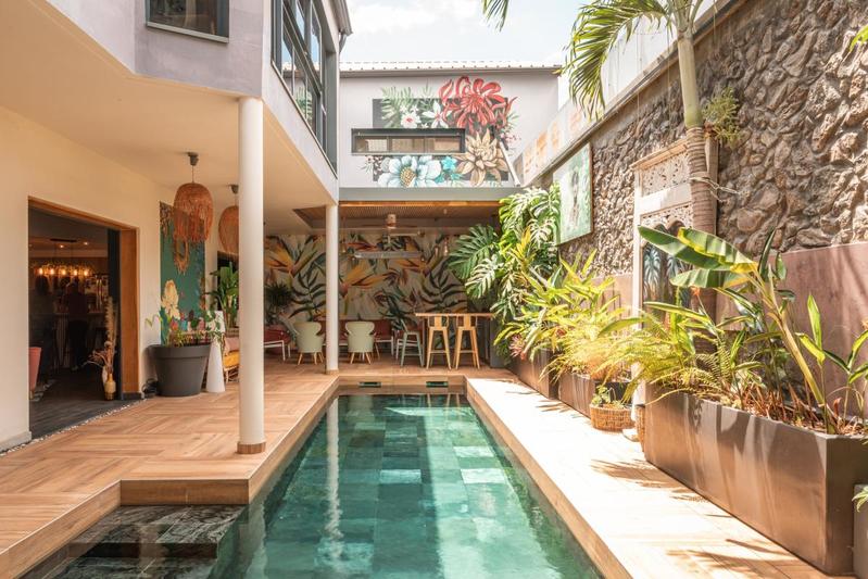 Maison d'architecte - 300 m² - 7 pièces