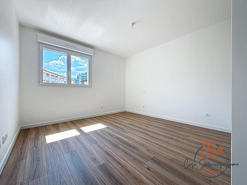 Appartement - 140 m² - 4 pièces