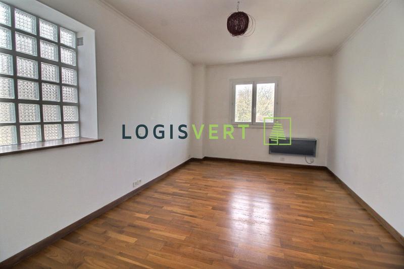 Maison - 102 m² - 4 pièces