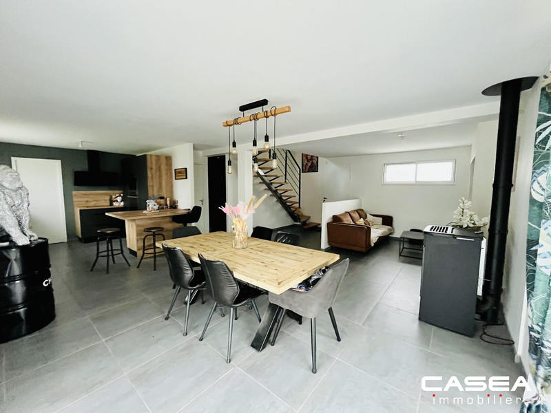 Maison contemporaine - 121 m² - 5 pièces