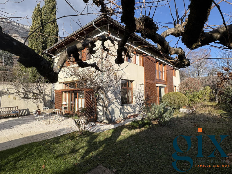 Maison - 170 m² - 7 pièces