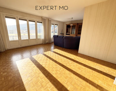 Appartement - 97 m² - 5 pièces