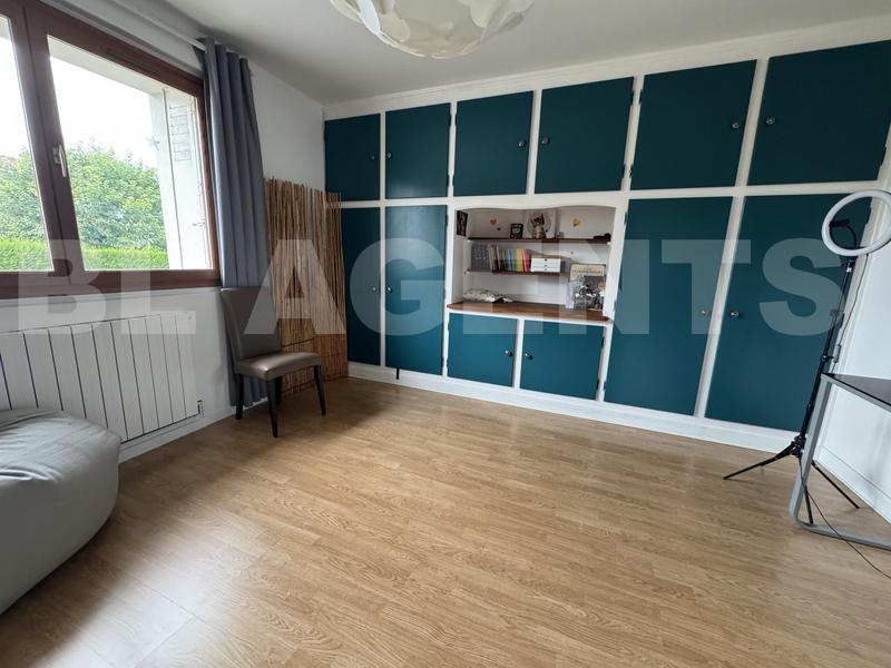 Briarde - 162 m² - 6 pièces