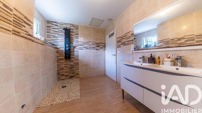 Maison - 178 m² - 5 pièces