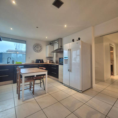 Maison - 103 m² - 4 pièces