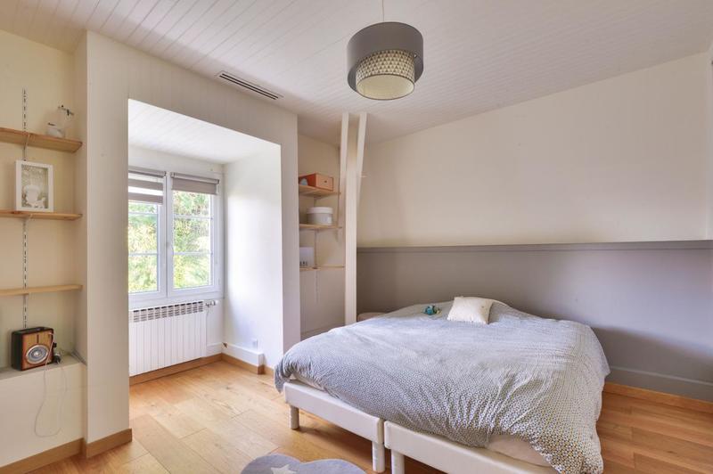 Maison - 285 m² - 6 pièces