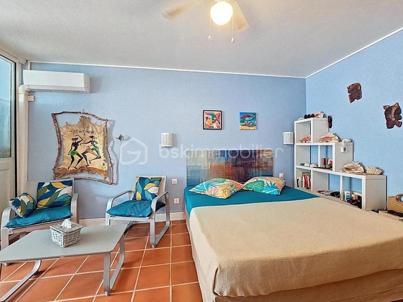 Studio - 24 m² - 1 pièce