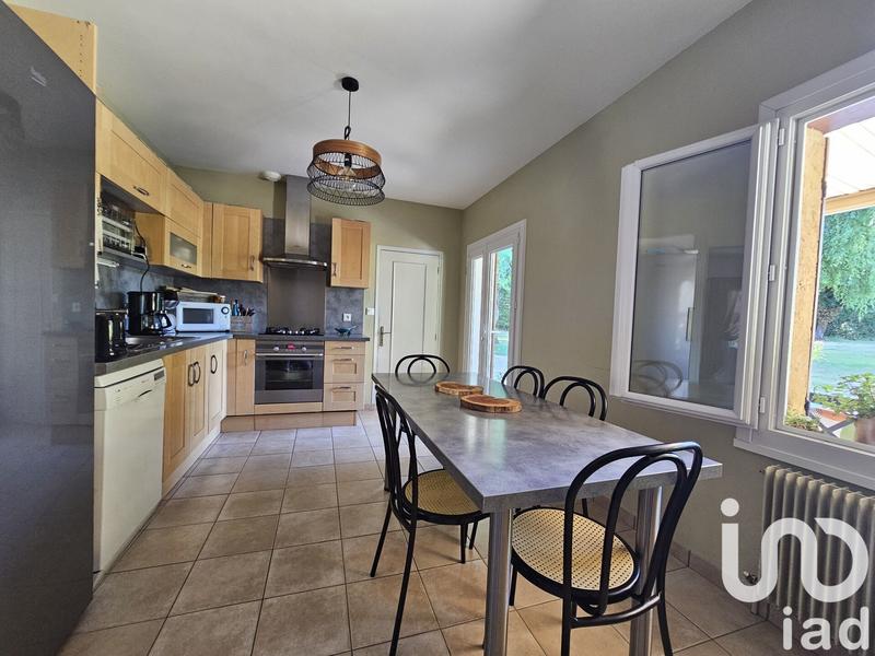 Maison - 320 m² - 7 pièces