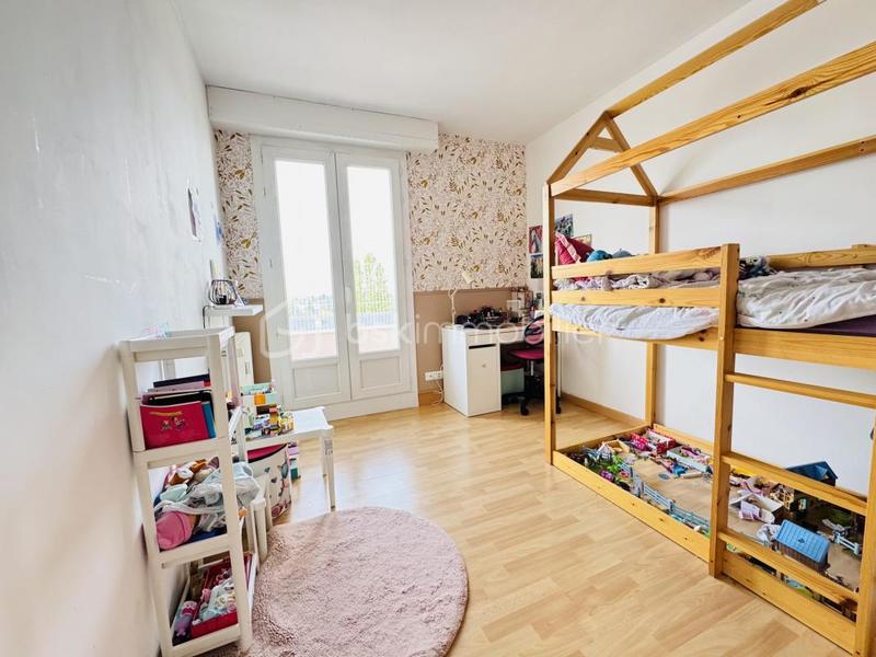 Appartement - 165 m² - 6 pièces