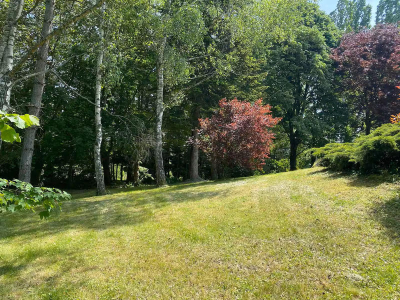 Maison - 300 m² - 11 pièces