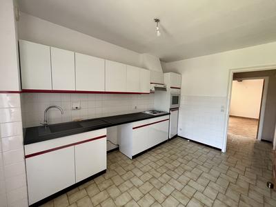 Appartement - 89 m² - 7 pièces
