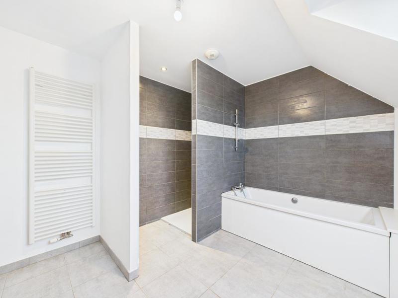 Maison - 152 m² - 7 pièces