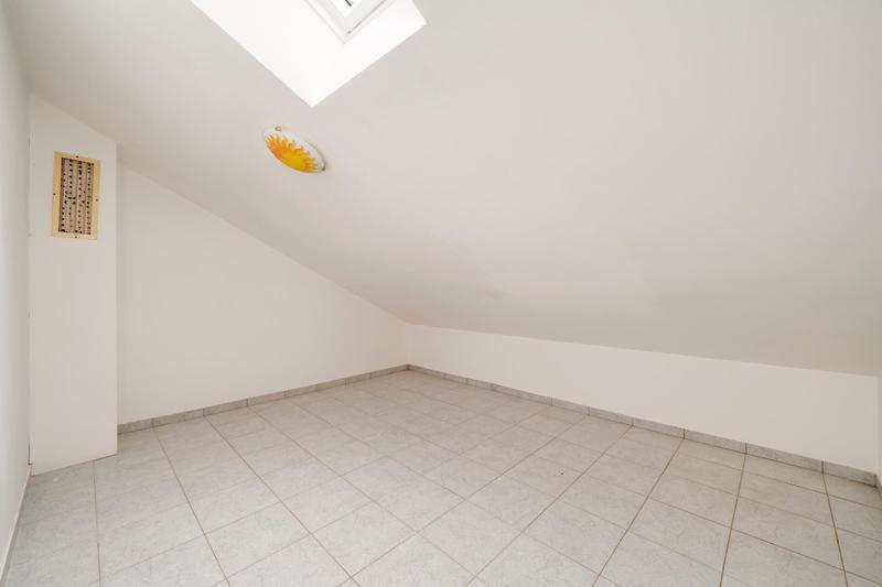 Maison - 143 m² - 6 pièces