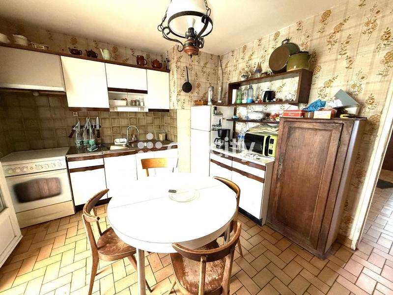 Maison - 93 m² - 5 pièces