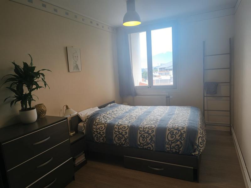 Appartement - 81 m² - 5 pièces