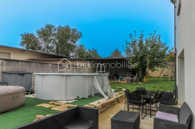 Maison - 94 m² - 4 pièces