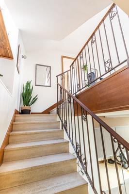 Demeure - 249 m² - 17 pièces