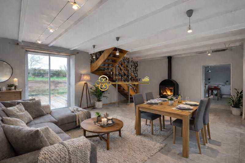 Maison - 102 m² - 5 pièces