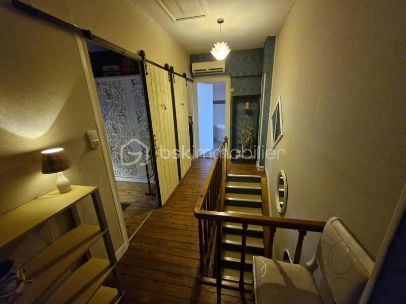 Maison traditionnelle - 170 m² - 6 pièces