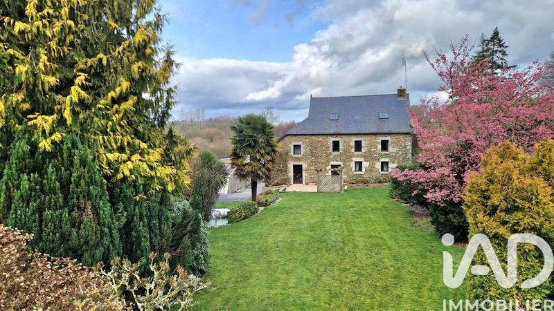 Maison - 198 m² - 6 pièces