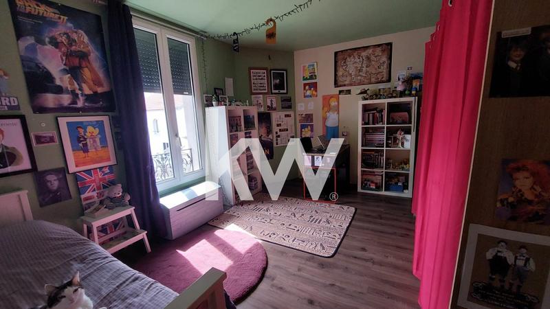 Maison - 121 m² - 5 pièces