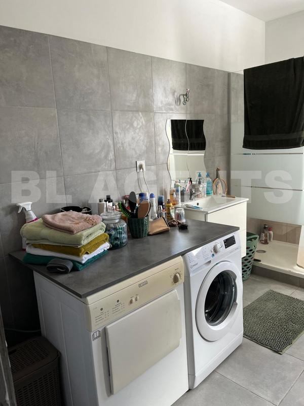 Appartement - 87 m² - 4 pièces