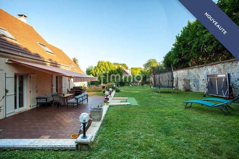 Pavillon - 156 m² - 7 pièces