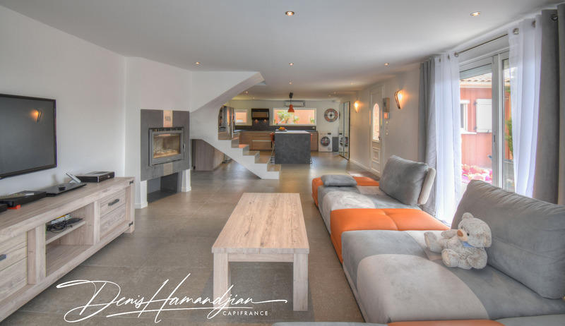 Maison - 175 m² - 6 pièces