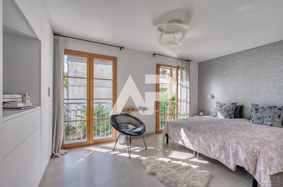 Maison - 96 m² - 5 pièces