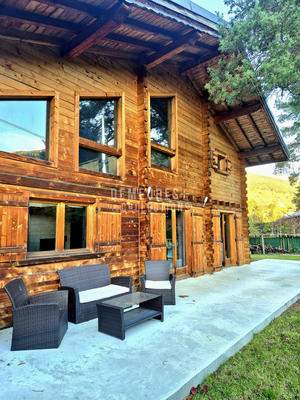 Châlet - 157 m² - 6 pièces