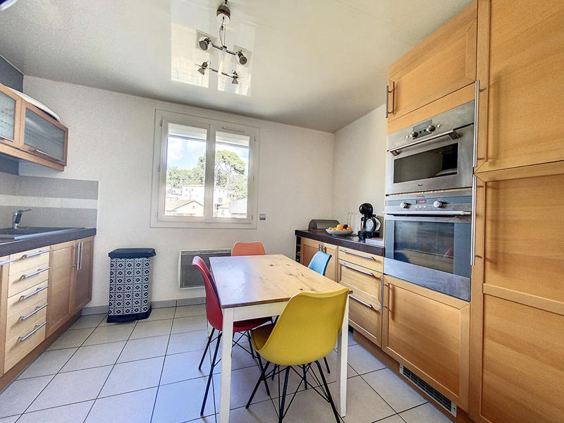 Appartement - 97 m² - 5 pièces