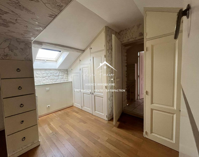 Maison - 155 m² - 7 pièces